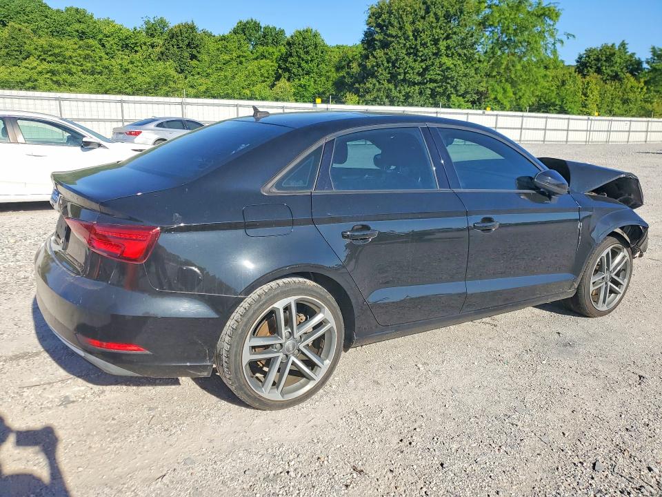 Продажа на аукционе авто 2018 Audi A3, vin: WAUAUGFFXJ1041516, номер лота: 52919666