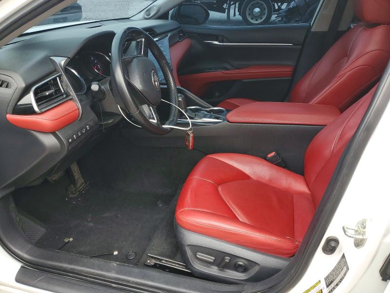 54399946 :رقم المزاد ، 4T1B61HK1KU162004 vin ، 2019 Toyota Camry مزاد بيع