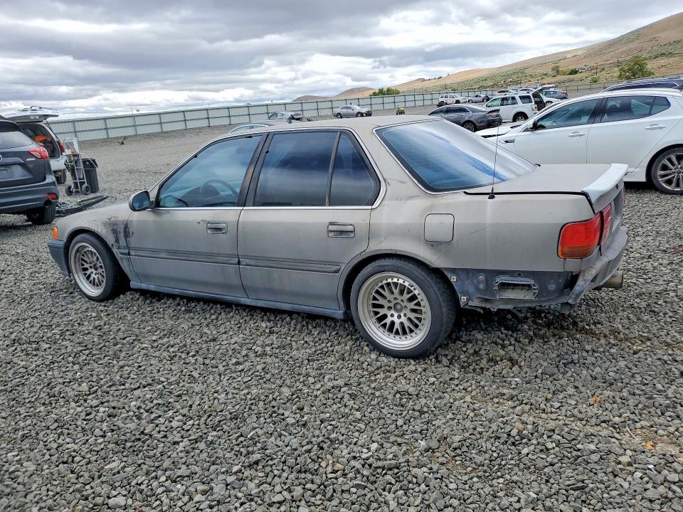55071736 :رقم المزاد ، JHMCB7650NC011362 vin ، 1992 Honda Accord مزاد بيع