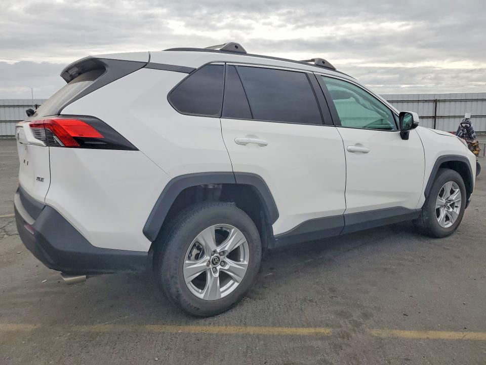 2021 Toyota Rav4 მანქანა იყიდება აუქციონზე, vin: 2T3W1RFV4MC169276, აუქციონის ნომერი: 55069776