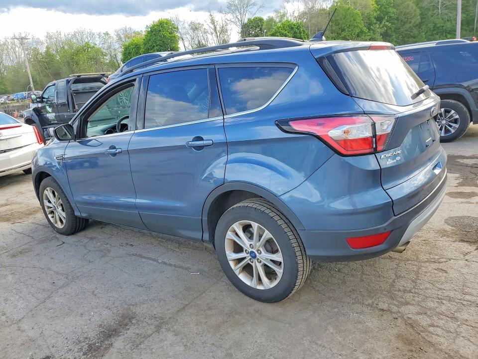 53040616 :رقم المزاد ، 1FMCU9HDXJUB01811 vin ، 2018 Ford Escape مزاد بيع
