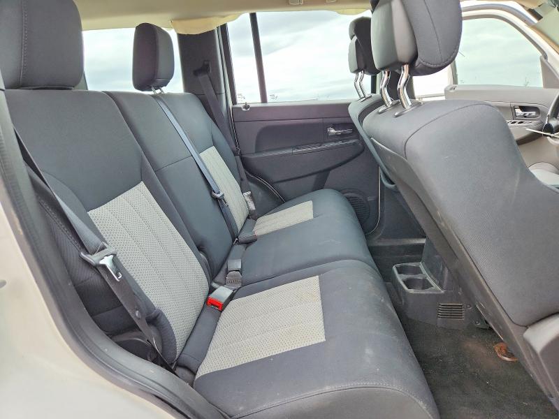 54021776 :رقم المزاد ، 1J4PN2GKXAW115152 vin ، 2010 Jeep Liberty مزاد بيع