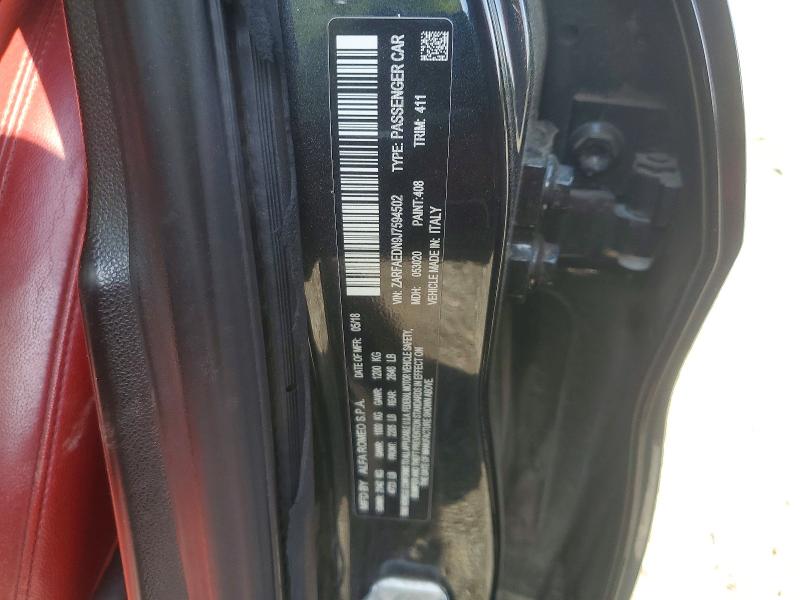 53578126 :رقم المزاد ، ZARFAEDN9J7594502 vin ، 2018 Alfa Romeo Giulia مزاد بيع