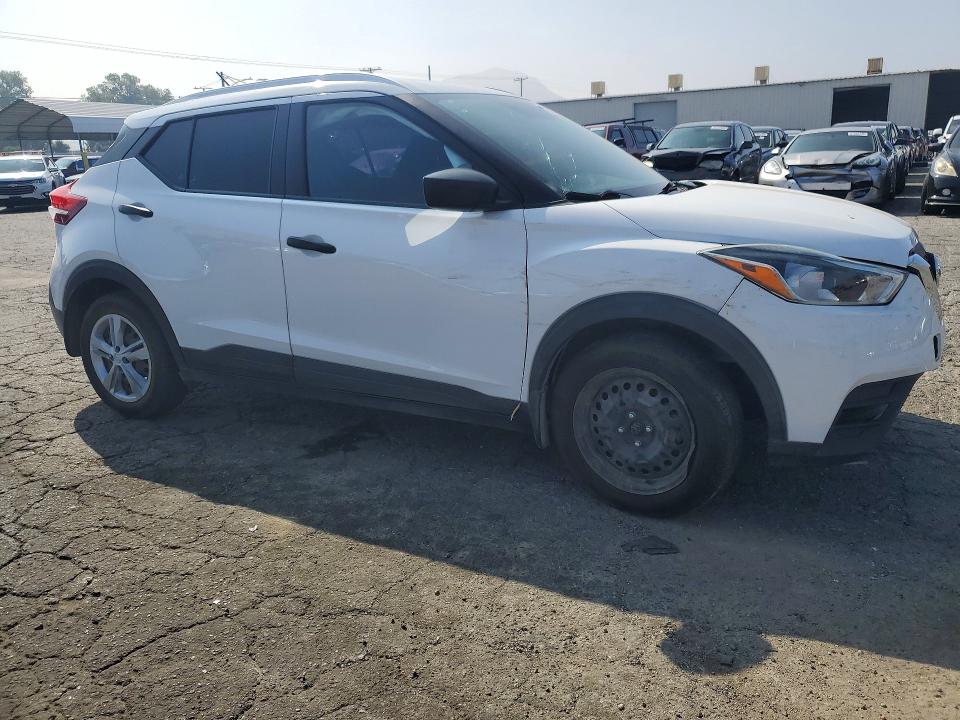 Продаж на аукціоні авто 2019 Nissan Kicks, vin: 3N1CP5CU4KL560715, номер лоту: 52903146