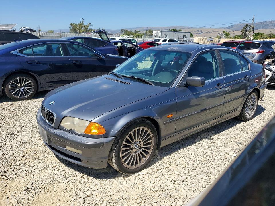 Auction sale of the 2001 Bmw 330, vin: WBAAV534X1FK46020, lot number: 53265796