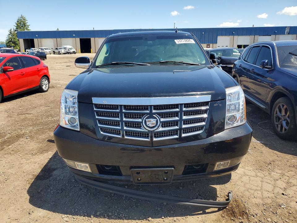 Продажа на аукционе авто 2008 Cadillac Escalade, vin: 1GYFK63858R106261, номер лота: 53720826