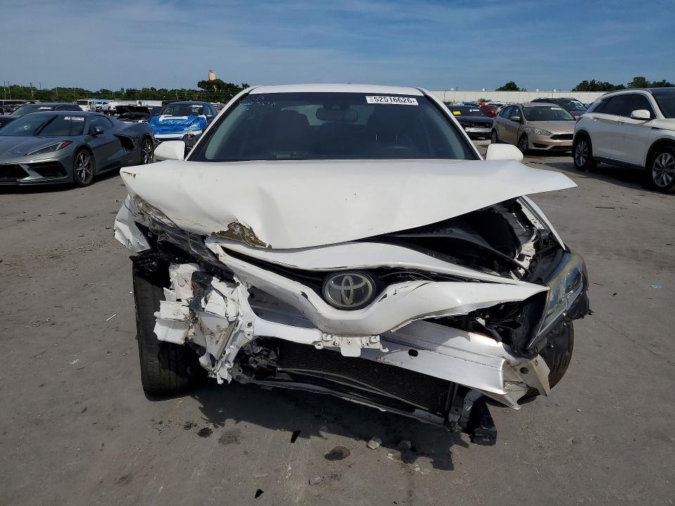 Продаж на аукціоні авто 2018 Toyota Camry, vin: 4T1B11HK8JU556421, номер лоту: 52516626