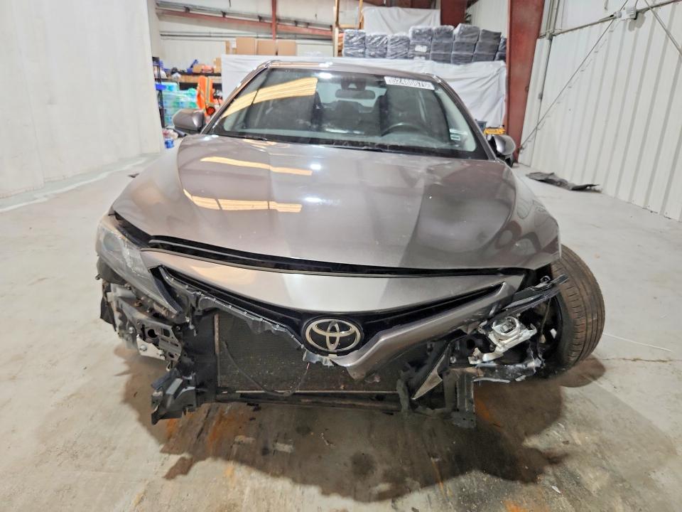 Продаж на аукціоні авто 2021 Toyota Camry, vin: 4T1G11AK9MU542564, номер лоту: 52480676