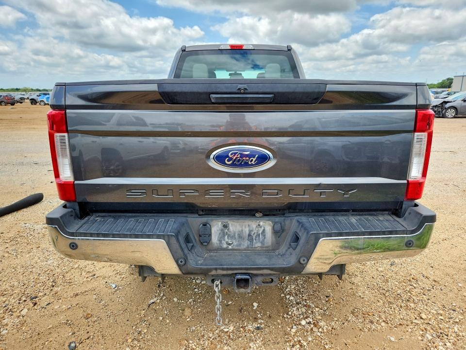 54201146 :رقم المزاد ، 1FT8W3BT2KEC44930 vin ، 2019 Ford F350 مزاد بيع