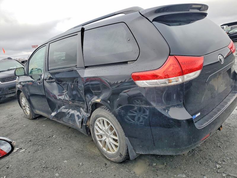 2012 Toyota Sienna მანქანა იყიდება აუქციონზე, vin: 5TDZK3DC9CS177297, აუქციონის ნომერი: 51796686
