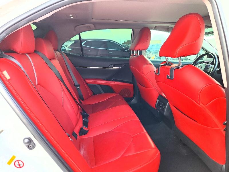 55052966 :رقم المزاد ، 4T1BZ1HK1KU026799 vin ، 2019 Toyota Camry مزاد بيع