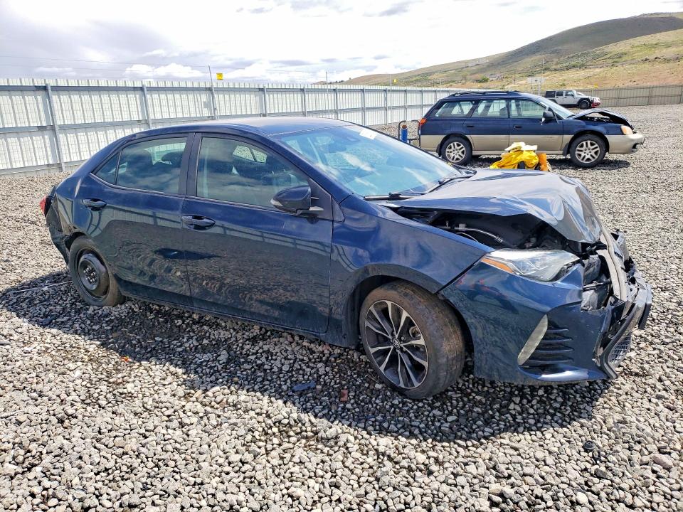 Продажа на аукционе авто 2018 Toyota Corolla, vin: 2T1BURHE2JC003412, номер лота: 52255976