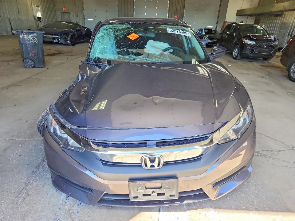 53573506 :رقم المزاد ، 19XFC2F54HE034798 vin ، 2017 Honda Civic مزاد بيع