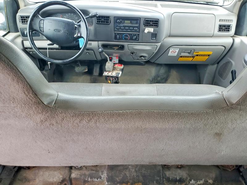 54495256 :رقم المزاد ، 1FDWW36S91ED85822 vin ، 2001 Ford F350 مزاد بيع