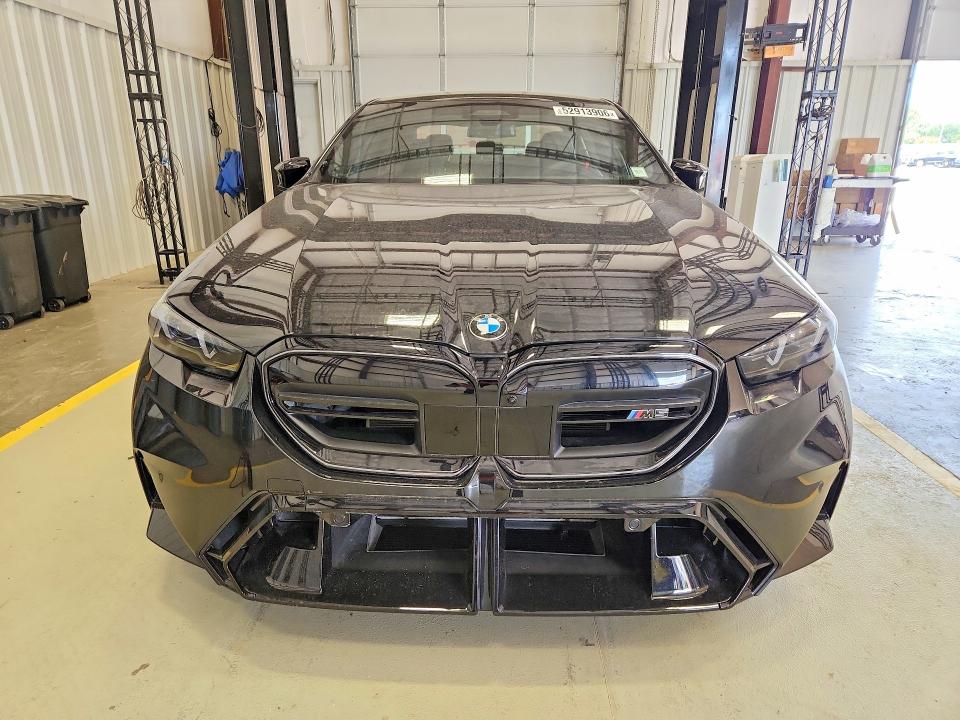 52913906 :رقم المزاد ، WBS83FK05TCV11581 vin ، 2026 Bmw M5 مزاد بيع