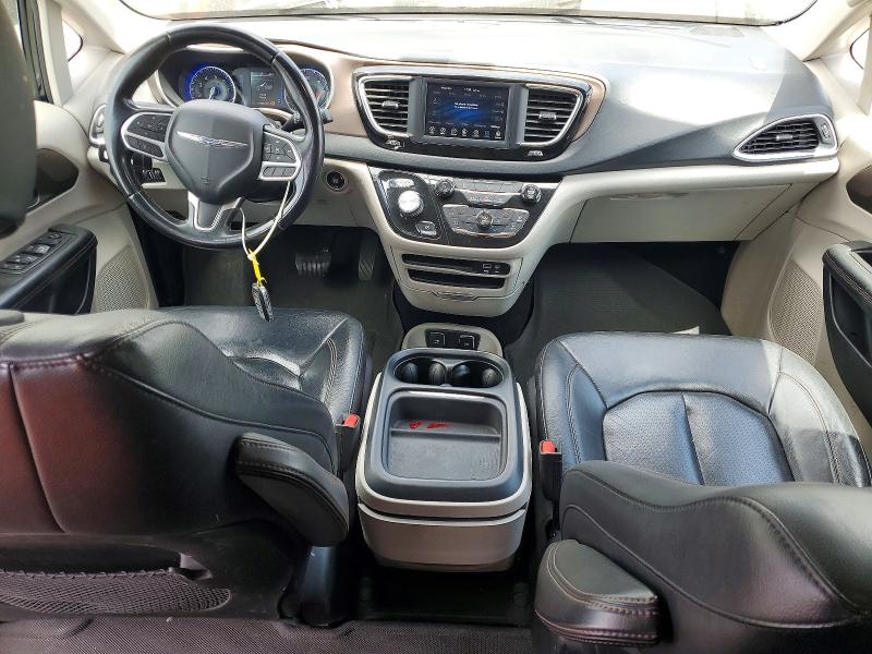 54890916 :رقم المزاد ، 2C4RC1BG1JR356155 vin ، 2018 Chrysler Pacifica مزاد بيع