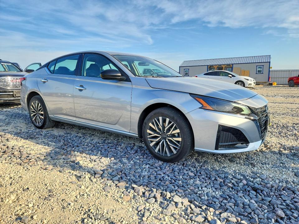 Продаж на аукціоні авто 2024 Nissan Altima, vin: 1N4BL4DW4RN429847, номер лоту: 52583226