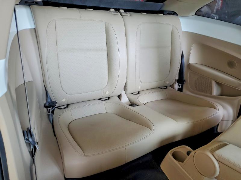 54076426 :رقم المزاد ، 3VWJD7AT4KM708209 vin ، 2019 Volkswagen Beetle مزاد بيع