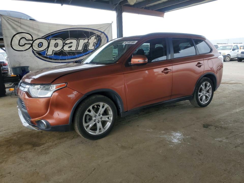 2015 Mitsubishi Outlander მანქანა იყიდება აუქციონზე, vin: JA4AD3A32FZ002575, აუქციონის ნომერი: 52188166