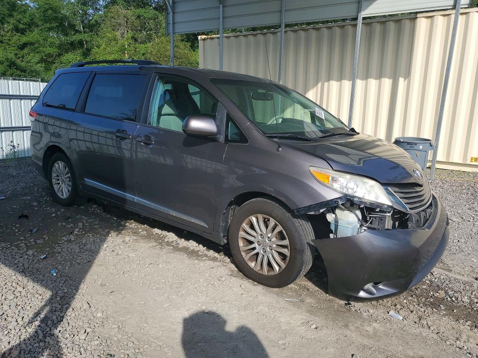 Продаж на аукціоні авто 2013 Toyota Sienna, vin: 5TDYK3DC5DS389773, номер лоту: 52098726