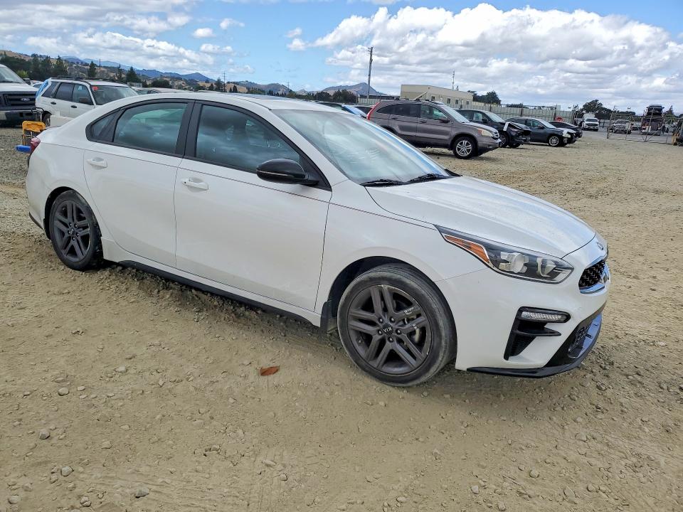 2021 Kia Forte მანქანა იყიდება აუქციონზე, vin: 3KPF34AD9ME330744, აუქციონის ნომერი: 55132796