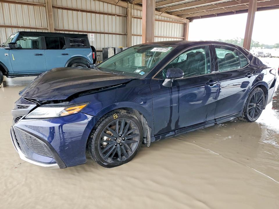 Auction sale of the 2021 Toyota Camry, vin: 4T1K61AK9MU609871, lot number: 54180726
