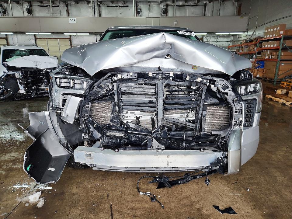 Aukcja sprzedaży 2022 Toyota Tundra, vin: 5TFJA5DA9NX002300, numer aukcji: 52577096