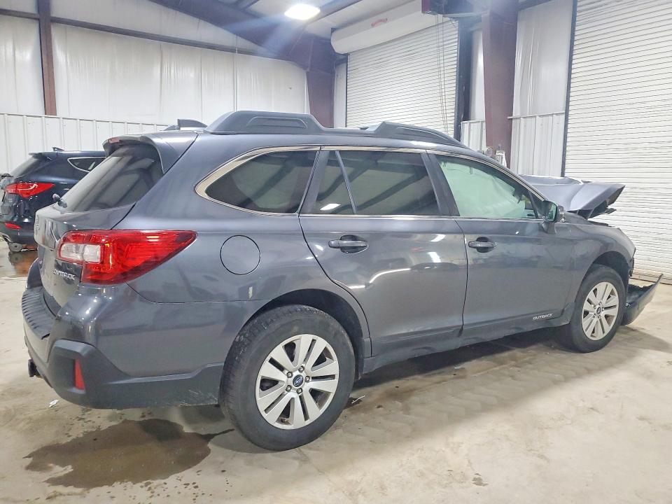 Продаж на аукціоні авто 2018 Subaru Outback, vin: 4S4BSAFC2J3204983, номер лоту: 52700016