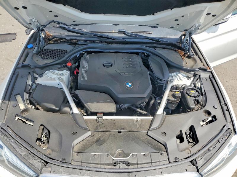 51268906 :رقم المزاد ، WBA53BH00NCK88814 vin ، 2022 Bmw 530 مزاد بيع