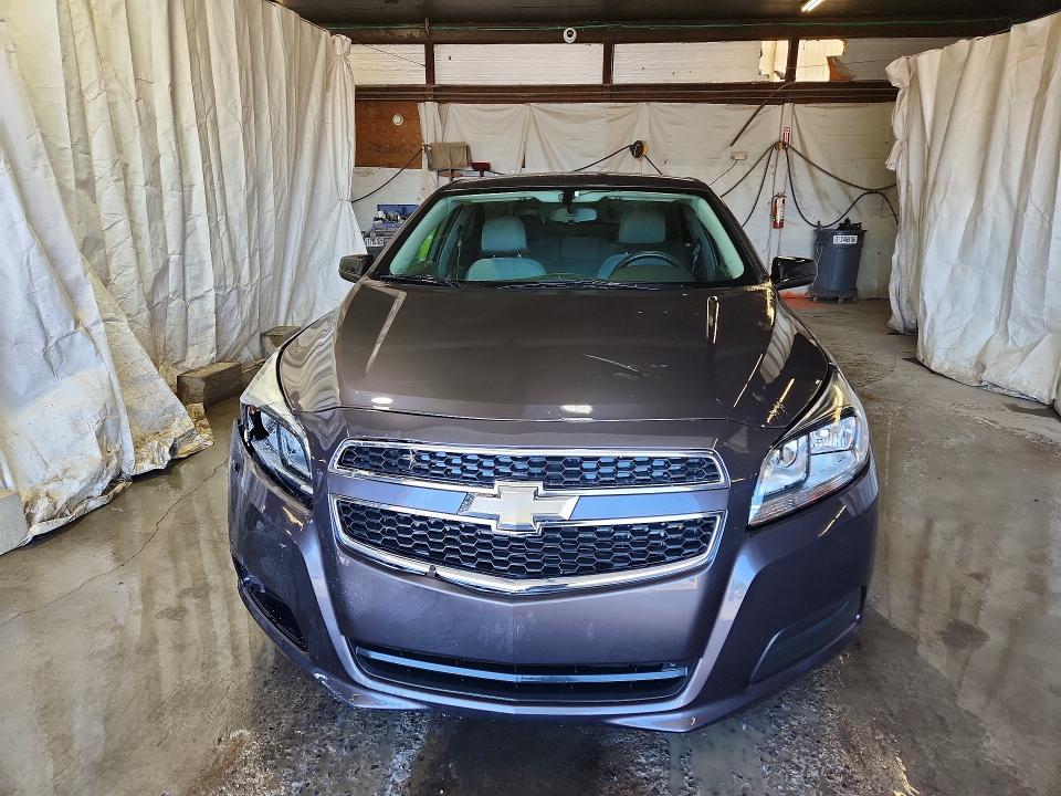 2013 Chevrolet Malibu მანქანა იყიდება აუქციონზე, vin: 1G11B5SA7DF330585, აუქციონის ნომერი: 52062746