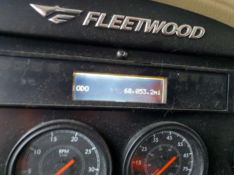 2008 Fleetwood Bounder მანქანა იყიდება აუქციონზე, vin: 4UZACJDT48CAD1620, აუქციონის ნომერი: 52381826