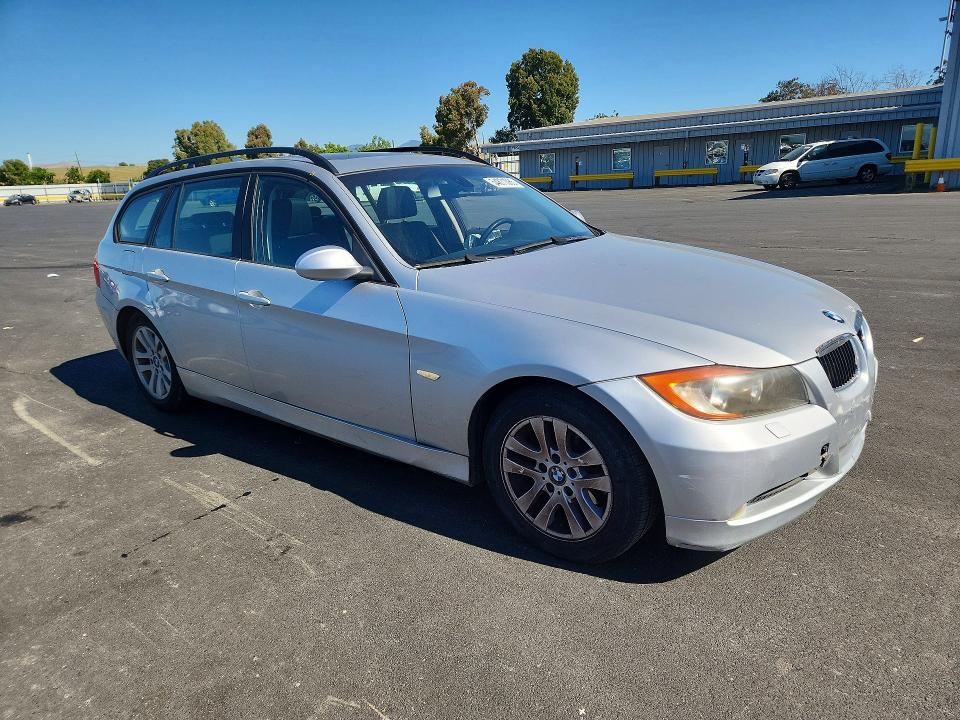 54871086 :رقم المزاد ، WBAVT13566KW23837 vin ، 2006 Bmw 325 مزاد بيع