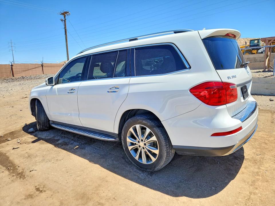 Продажа на аукционе авто 2016 Mercedes-benz Gl, vin: 4JGDF2EE9GA688774, номер лота: 53753386