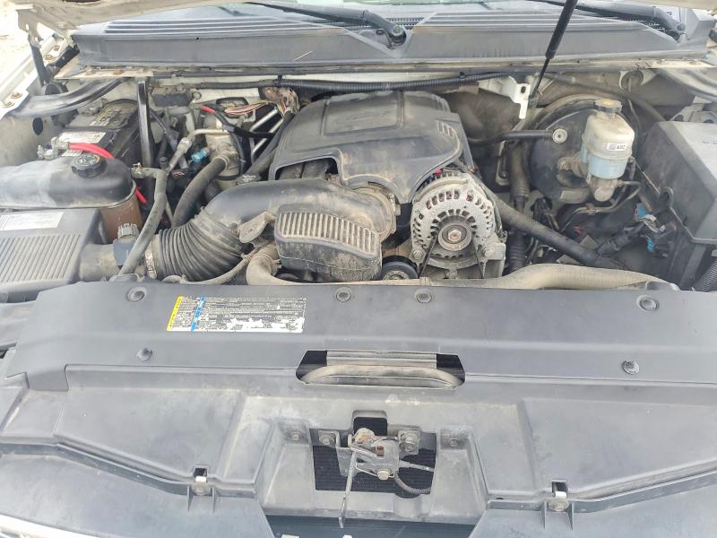 52651526 :رقم المزاد ، 1GNFC33J49R260215 vin ، 2009 Chevrolet Tahoe مزاد بيع