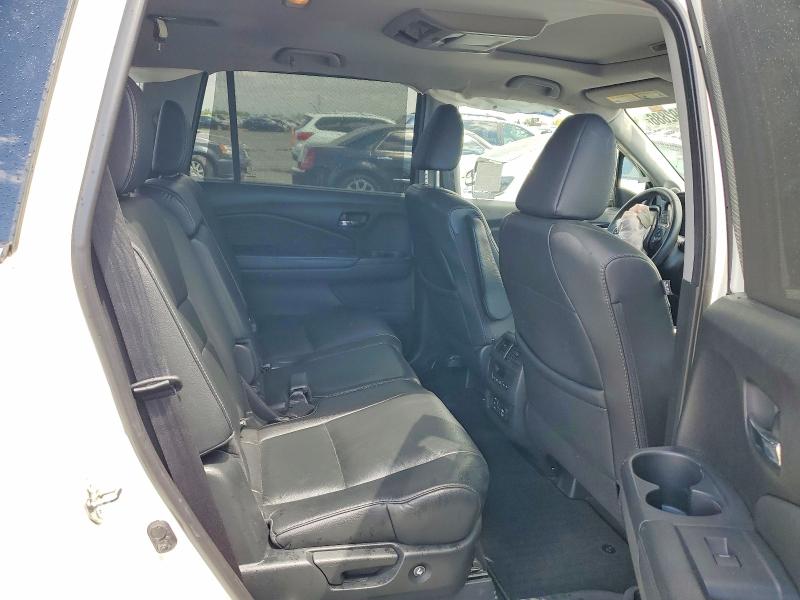 Продажа на аукционе авто 2018 Honda Pilot, vin: 5FNYF5H90JB026974, номер лота: 54992886