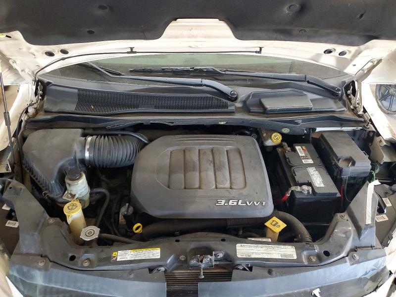 2011 Volkswagen Routan მანქანა იყიდება აუქციონზე, vin: 2V4RW5DG0BR747672, აუქციონის ნომერი: 54039356