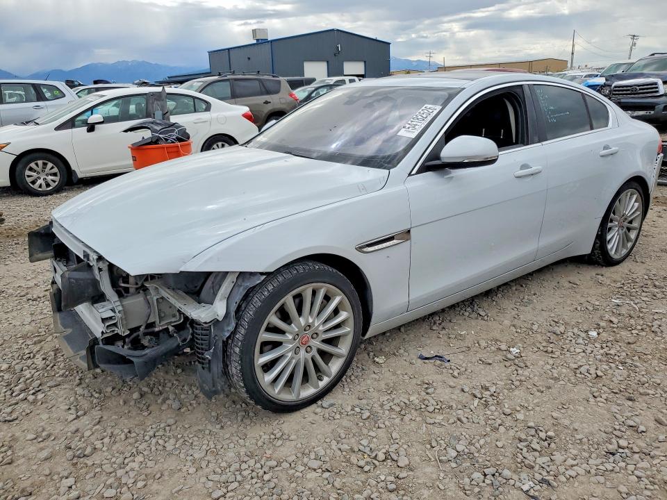 Продаж на аукціоні авто 2017 Jaguar Xe, vin: SAJAN4BV8HA946649, номер лоту: 54182526