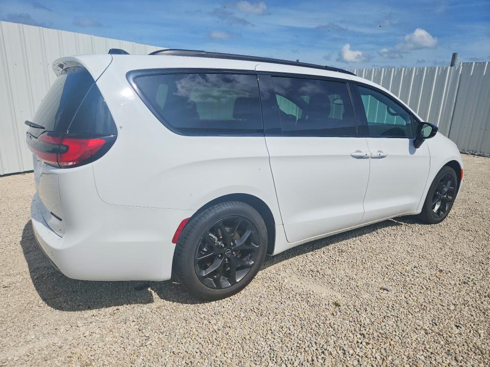 2026 Chrysler Pacifica მანქანა იყიდება აუქციონზე, vin: 2C4RC1GG5TR161767, აუქციონის ნომერი: 52668406
