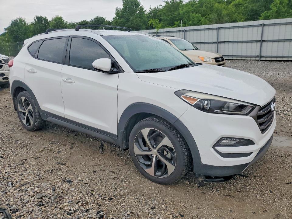 Продажа на аукционе авто 2016 Hyundai Tucson, vin: KM8J33A22GU243420, номер лота: 55095946