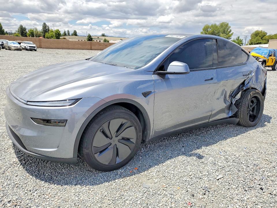Auction sale of the 2026 Tesla Model Y, vin: 7SAYGDED4TF414585, lot number: 55631626