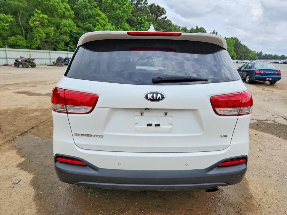 2017 Kia Sorento მანქანა იყიდება აუქციონზე, vin: 5XYPG4A5XHG277398, აუქციონის ნომერი: 54276546