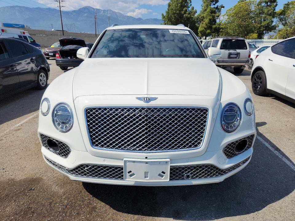 Продаж на аукціоні авто 2018 Bentley Bentayga, vin: SJAAC2ZV8JC017622, номер лоту: 55376166