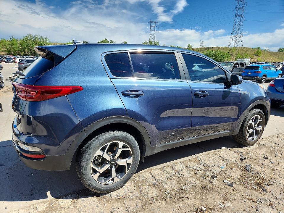 Продажа на аукционе авто 2022 Kia Sportage, vin: KNDPMCACXN7010756, номер лота: 55162636
