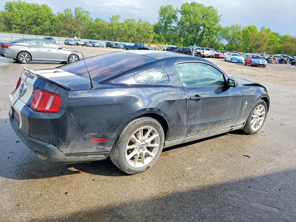 52396176 :رقم المزاد ، 1ZVBP8AM1B5169578 vin ، 2011 Ford Mustang مزاد بيع