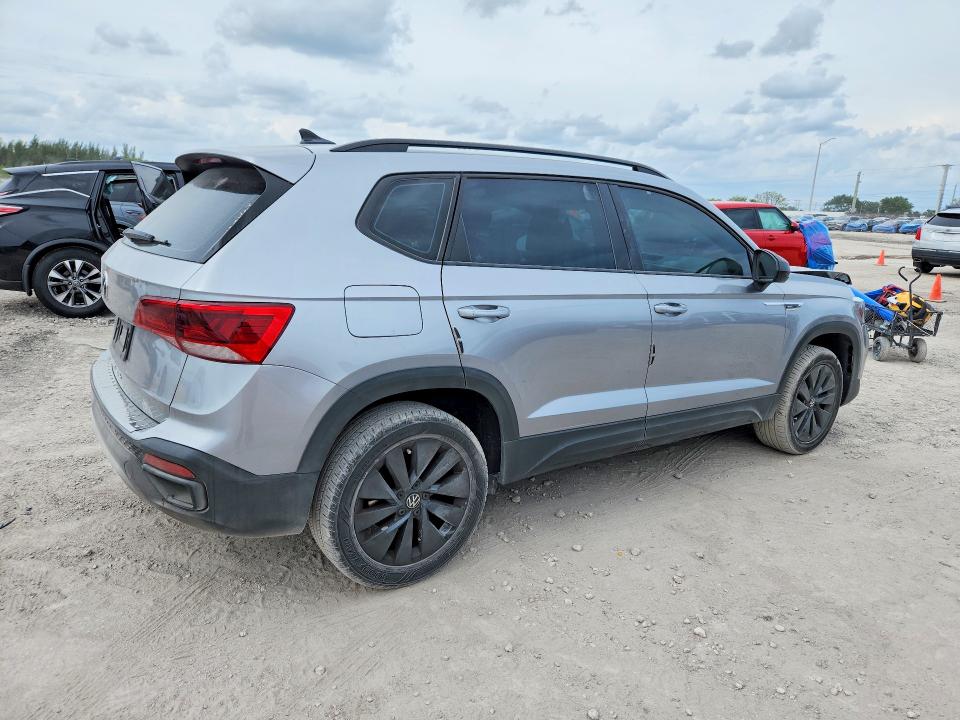 Продажа на аукционе авто 2023 Volkswagen Taos, vin: 3VVCX7B29PM369495, номер лота: 53619716