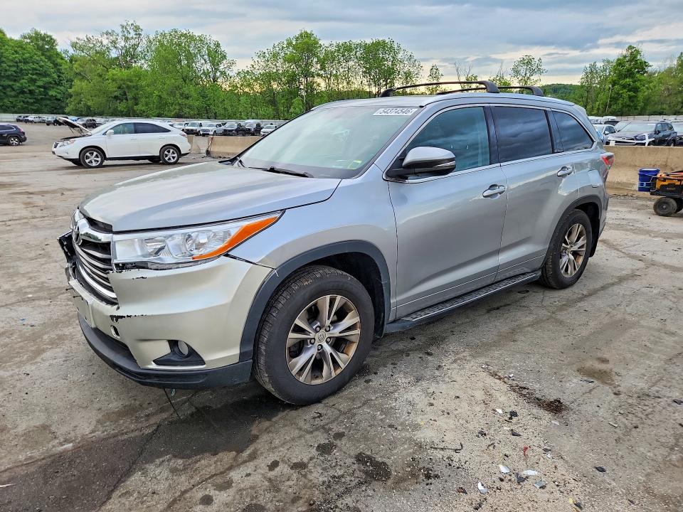 54374546 :رقم المزاد ، 5TDJKRFH2FS198506 vin ، 2015 Toyota Highlander مزاد بيع