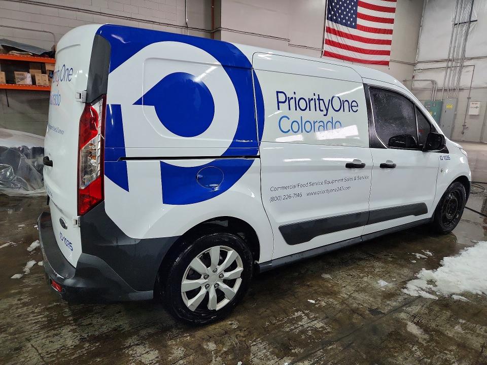 2015 Ford Transit Connect მანქანა იყიდება აუქციონზე, vin: NM0LS7E79F1220744, აუქციონის ნომერი: 52724716