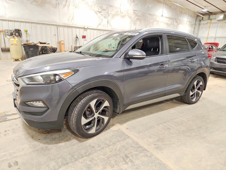 2017 Hyundai Tucson მანქანა იყიდება აუქციონზე, vin: KM8J3CA24HU304820, აუქციონის ნომერი: 53314006