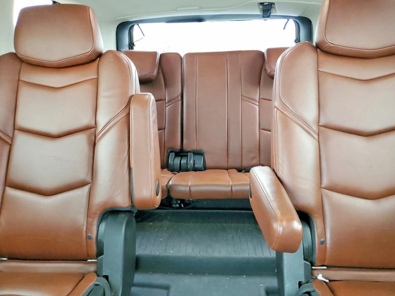 54317396 :رقم المزاد ، 1GYS4CKJ1JR330693 vin ، 2018 Cadillac Escalade مزاد بيع