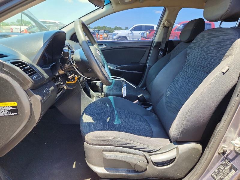 52907576 :رقم المزاد ، KMHCT5AE4FU228303 vin ، 2015 Hyundai Accent مزاد بيع